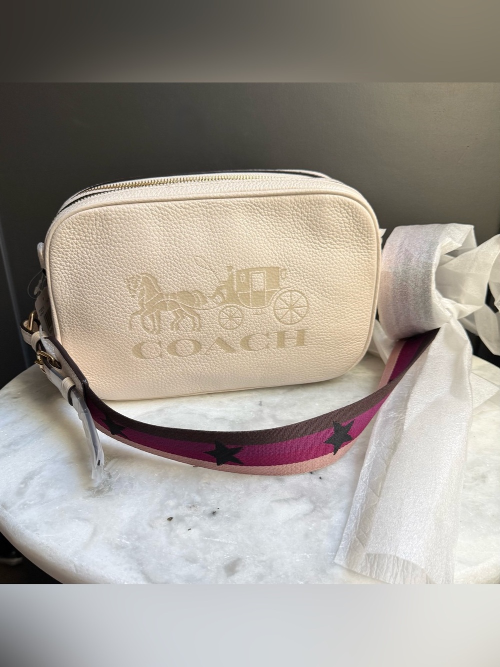 NWT Coach Jes Crossbody Camera
Bag Chalk White Pink Star Strap F75818